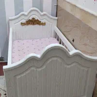 تخت گهواره ای کودک