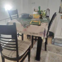 میز نهارخوری چهار نفره