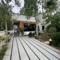 شهرکی باشه سندتکبرگ باشه دیگه چی میخوای از یک ویلا