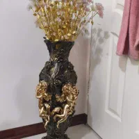 گلدون سالم با گل