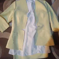 کت شلوار خوش رنگ