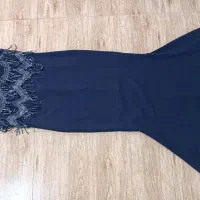 تعدادی لباس مجلسی با سایز مختلف