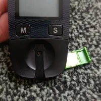 دستگاه پایش قند خون