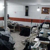 کارگاه خیاطی ب صورت جاروکش فروخته میشود