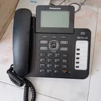یه خط تلفن ثابت در پردیس فروشی