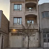 108متر-بر-5-25-جنوبی-سه-طبقه-بنا