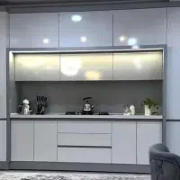 طراحی و ساخت کابینت کمددیواری و درب اتاقی و....