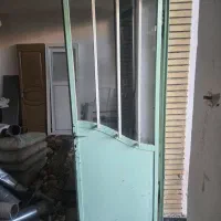 درب و پنجره فلزی