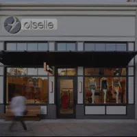 یک باب مغاره تجاری در خیابان بهشتی