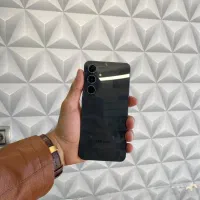 سامسونگ s24fe در حد نو و بسیار تمیز