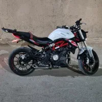 بنلی ۳۰۰ جفت سیلندر