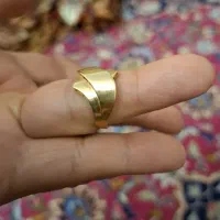 انگشتر طلا حدودا ۳ گرم