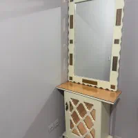 آینه و کنسول در حد نو