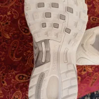 کفش اسپورت|کیف، کفش، کمربند|شاهینشهر, نبوت|دیوار