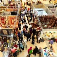 فروشنده خانوم