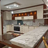 آپارتمان/سنددار/طبقه اول/پارکینگ بدون مزاحمت