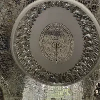 طراحی و اجرای آیینه کاری مدرن و سنتی|خدمات پیشه و مهارت|کاشان, امیرکبیر|دیوار