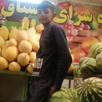 باسلام به ۲نفرنیروی اقا جهت میوه فروشی