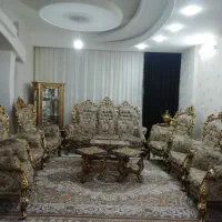 سرویس مبلمان ۹ نفره و ویترین