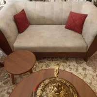 مبل هفت نفره همراه با میز نهار خوری شش نفره