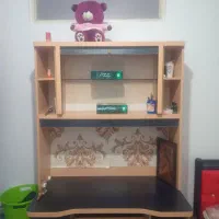 میز کامپیوتر و تحریر کتابخانه دار
