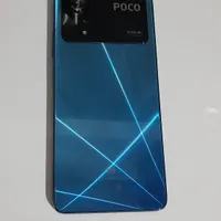 شیامیPOCO|موبایل|اصفهان, آبشار|دیوار