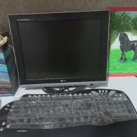 مانیتور و کیبورد