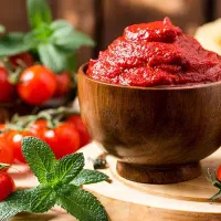 گوجه رب و رب موجود است