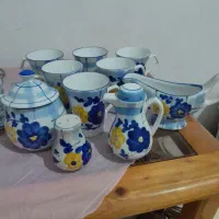 یه سری وسایل پذیرایی....قیمت هرعددفرق می کنه