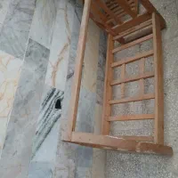 گهواره چوبی و استند گل