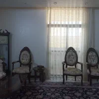 مبل سلطنتی با پارچه های کاملا نو با چوب گردو|مبلمان خانگی و میز عسلی|شاهین‌شهر, خانه کارگر|دیوار