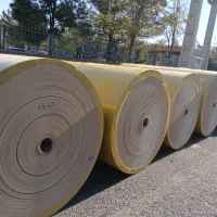 کارگر کارتن سازی