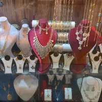 مانکن‌استنددستبندگردنبندگوشواره‌نیم‌ست‌النگوانگشتر