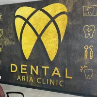 منشی دستیار و پذیرش درمانگاه دندانپزشکی