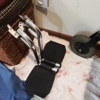 ویلچر پره فلزی (محکم و در حد نو)|آرایشی، بهداشتی، درمانی|تهران, دریاچه شهدای خلیج فارس|دیوار