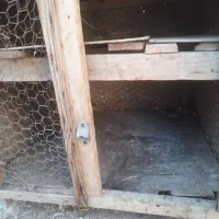 یک عددکلبه دو تبقه چوبی