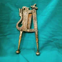 قفل و انبر کلکسیونی|کلکسیون اشیاء عتیقه|شیراز, ترمینال باربری|دیوار