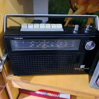 رادیو وضبط های قدیمی ژاپنی|کلکسیون اشیاء عتیقه|ملک‌آباد, |دیوار