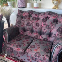 قیمت پنج میلیون مبل تمیز بدون پارگی همراه با روکش|مبلمان خانگی و میز عسلی|شهرضا, |دیوار