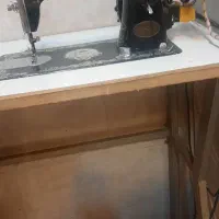 چرخ خیاطی ساده با میز و برقی شده