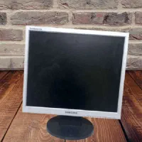 مانیتور ۱۷ اینچ سامسونگ