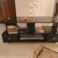 میز تلویزیون شیشه ای|میز تلویزیون|کرج, آق تپه|دیوار