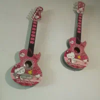 یک جفت گیتار دخترانه سالم