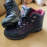 کفش کوهنوردی خارجی