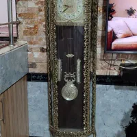 ساعت ایستاده برنزی