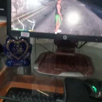 کامپیوتر ۲۲اینچ