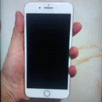 ایفون ۸پلاس رنگ گلد