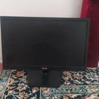 مانیتور 19 اینچ LG