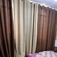 پرده ۴ عددپانچ دو به دوباهم هم رنگن