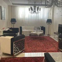 ۱۳۰متر ویلایی/سه خواب/پارکینگ/نورگیر عالی